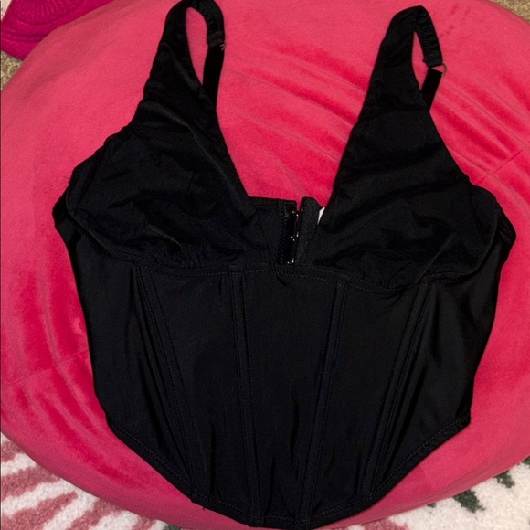 Black corset top🖤 - Picture 3 of 5